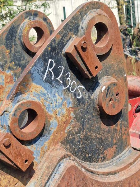 Ausrüstungen öffentliches Bauvorhaben Attache à Axe de 75 Godet à Axe de 75