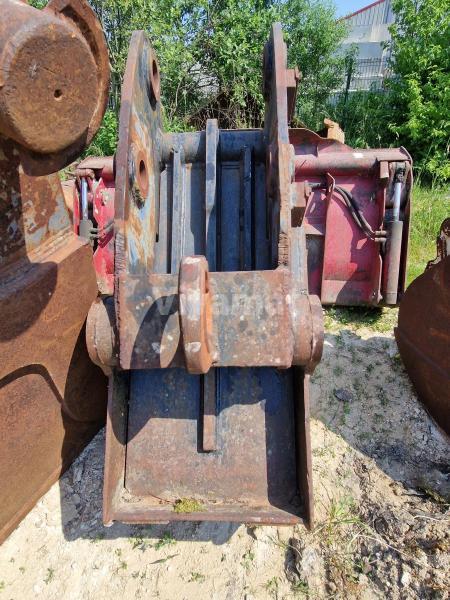 Ausrüstungen öffentliches Bauvorhaben Attache à Axe de 75 Godet à Axe de 75