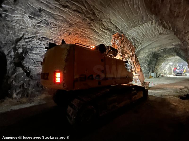 Photo Liebherr R944C Litronic TUNNEL  image 11/13