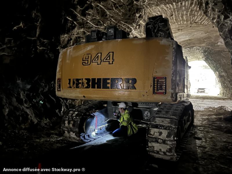 Photo Liebherr R944C Litronic TUNNEL  image 7/13