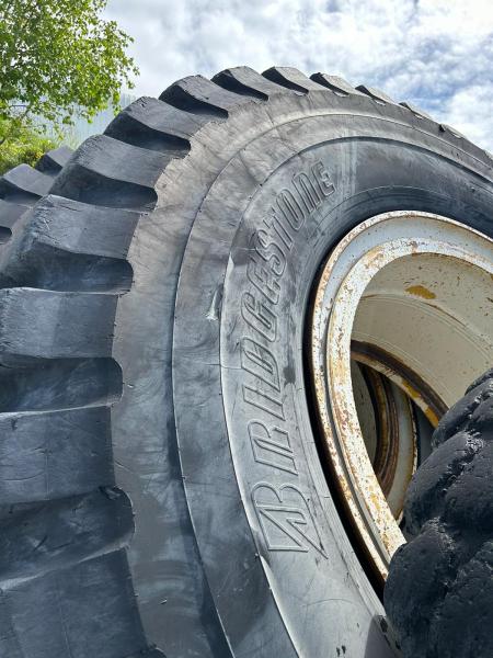 Części zamienne BRIDGESTONE 30.00R51