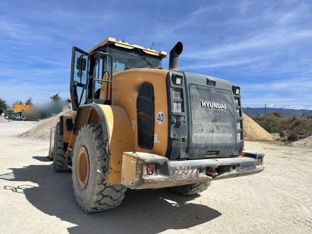 Loader Hyundai HL960