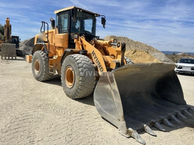 Loader Hyundai HL960