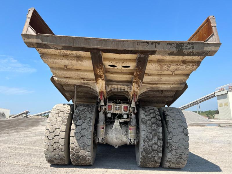 dumper Caterpillar 775F