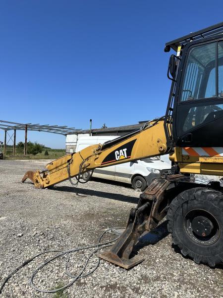 Excavadora Caterpillar M322D VAH