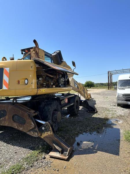 Escavadora Caterpillar M322D VAH