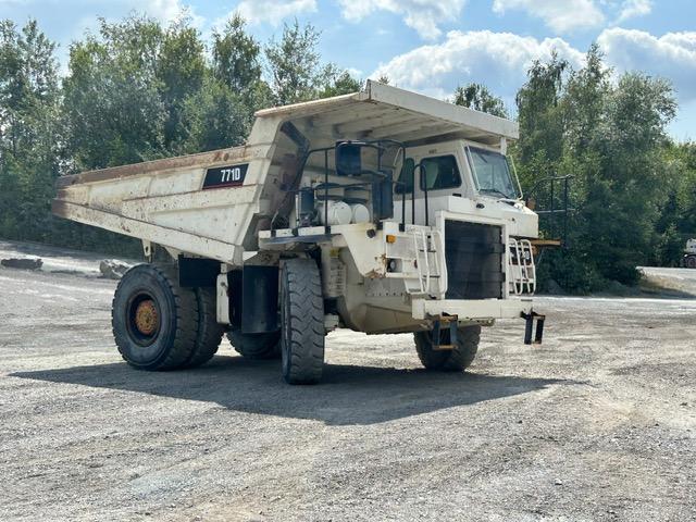 Dumper Caterpillar 771D