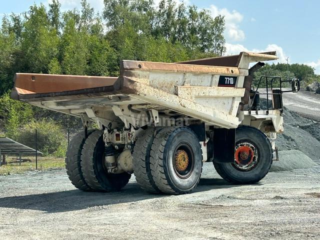 Dumper Caterpillar 771D