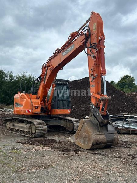 Doosan                 DX235LCR