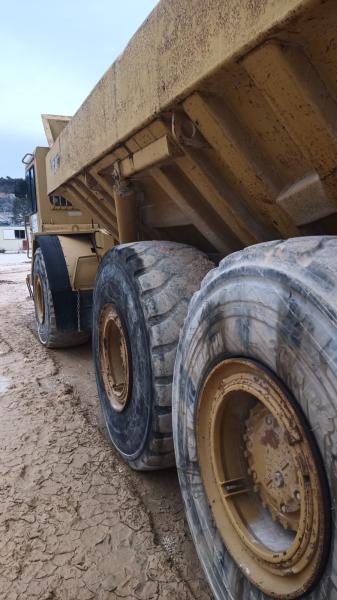 dumper Caterpillar D350C