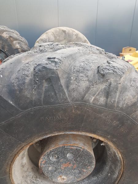 Ersatzteile MICHELIN 18R19.5XF MICHELIN 18R19.5XF