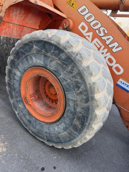 Chargeuse Daewoo M 400 V Chargeuse sur pneus