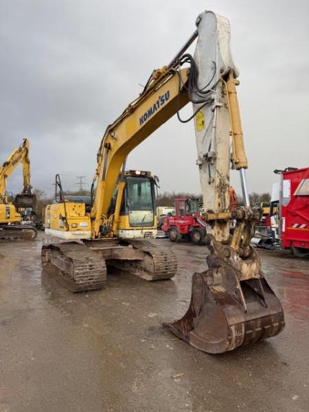 Pelle Komatsu PC160LC8 Pelle sur chenilles