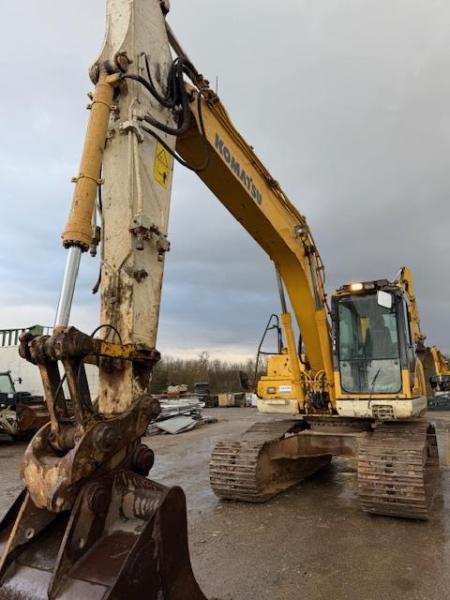 Pelle Komatsu PC160LC8 Pelle sur chenilles