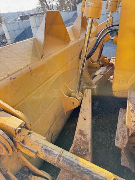 Bulldozer Liebherr PR742 Litr. Bulldozer sur chenilles