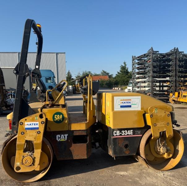Compacteur Caterpillar CB334E XW Compacteur tandem