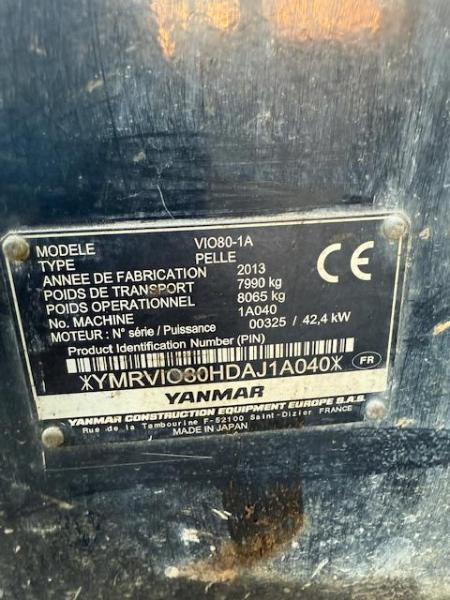 Pelle Yanmar Vio80-U Pelle sur chenilles