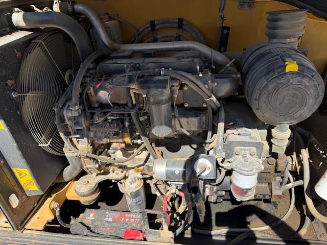 Chariot télescopique Caterpillar TH514 Chariot télescopique fixe