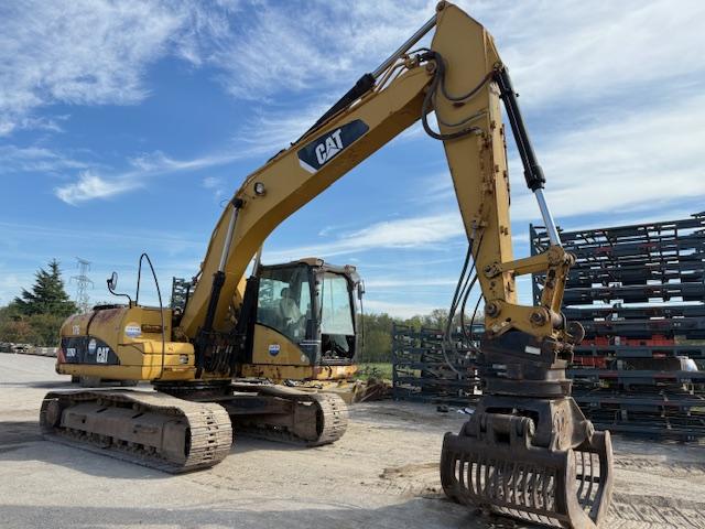 Pelle Caterpillar 320DL Pelle sur chenilles