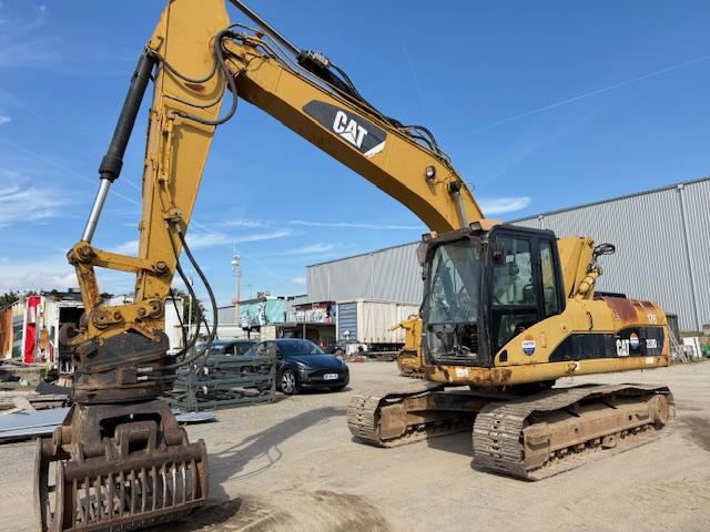 Pelle Caterpillar 320DL Pelle sur chenilles