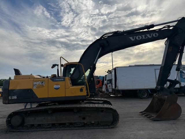 Pelle Volvo EC220 D Pelle sur chenilles