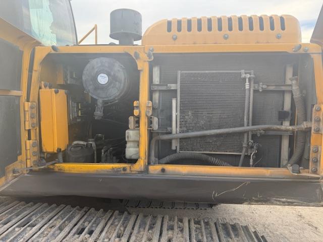 Pelle Volvo EC220 D Pelle sur chenilles