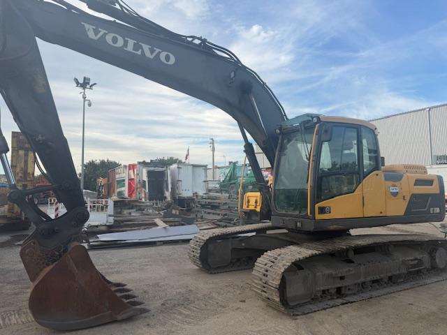 Pelle Volvo EC220 D Pelle sur chenilles