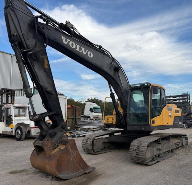 Pelle Volvo EC220 D Pelle sur chenilles
