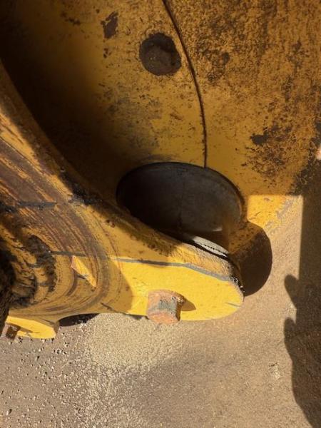 Compacteur Caterpillar CB24 Compacteur tandem