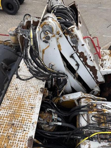 Pelle Caterpillar M325D MH Pelle sur pneus