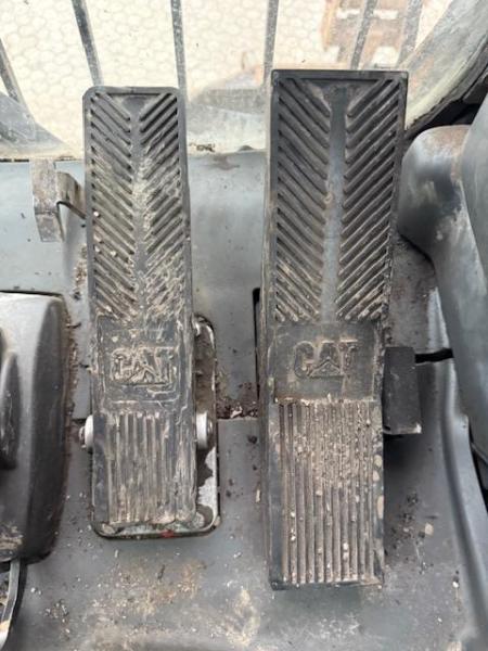 Pelle Caterpillar M325D MH Pelle sur pneus