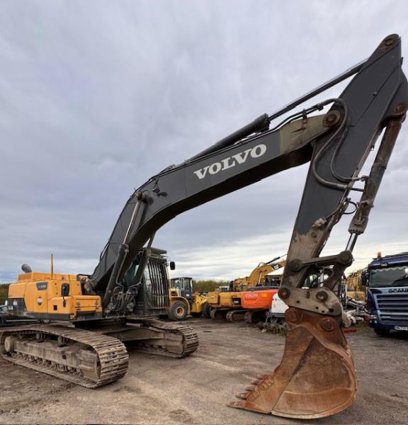 Pelle Volvo EC300 D Pelle sur chenilles