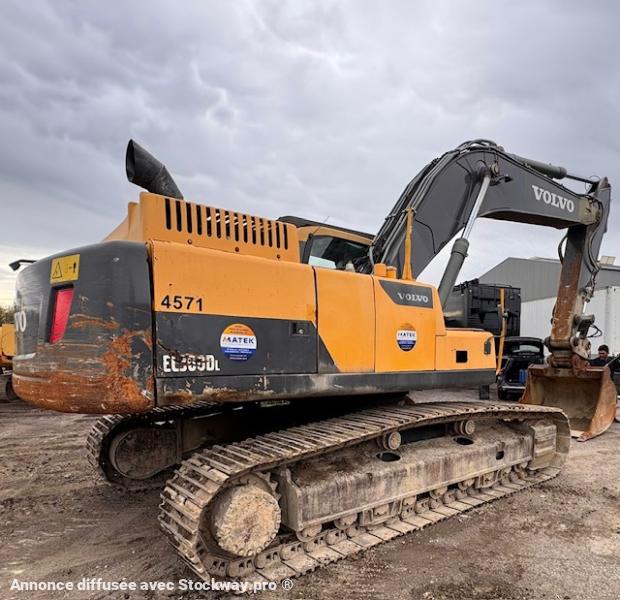 Photo Volvo EC300 D  image 8/33