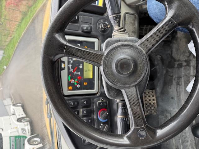 Tombereau Caterpillar 735B Tombereau articulé