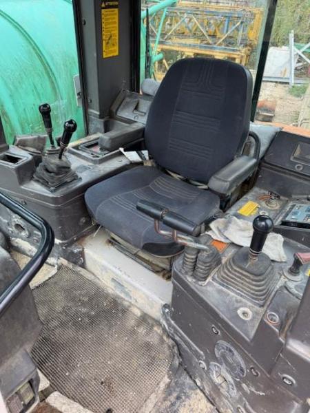 Bulldozer Fiat-Hitachi FD 175 Bulldozer sur chenilles