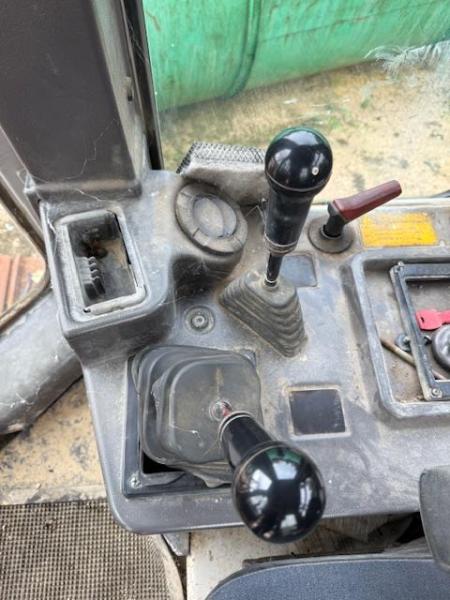 Bulldozer Fiat-Hitachi FD 175 Bulldozer sur chenilles