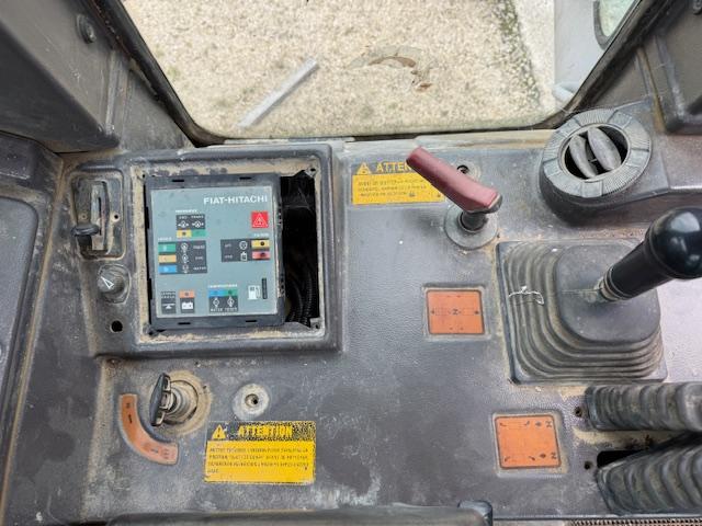 Bulldozer Fiat-Hitachi FD 175 Bulldozer sur chenilles