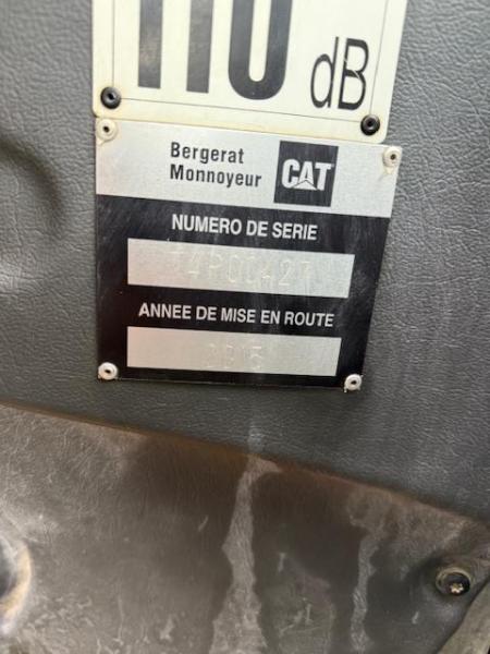 Tombereau Caterpillar 735B Tombereau articulé