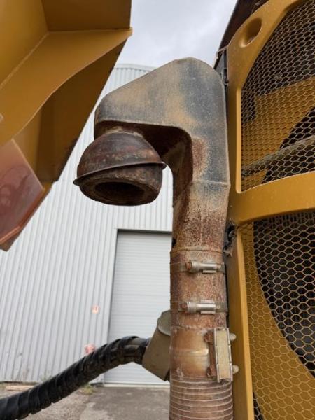 Tombereau Caterpillar 735B Tombereau articulé