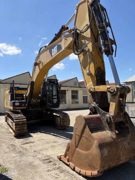 Pelle Caterpillar 336EL Pelle sur chenilles