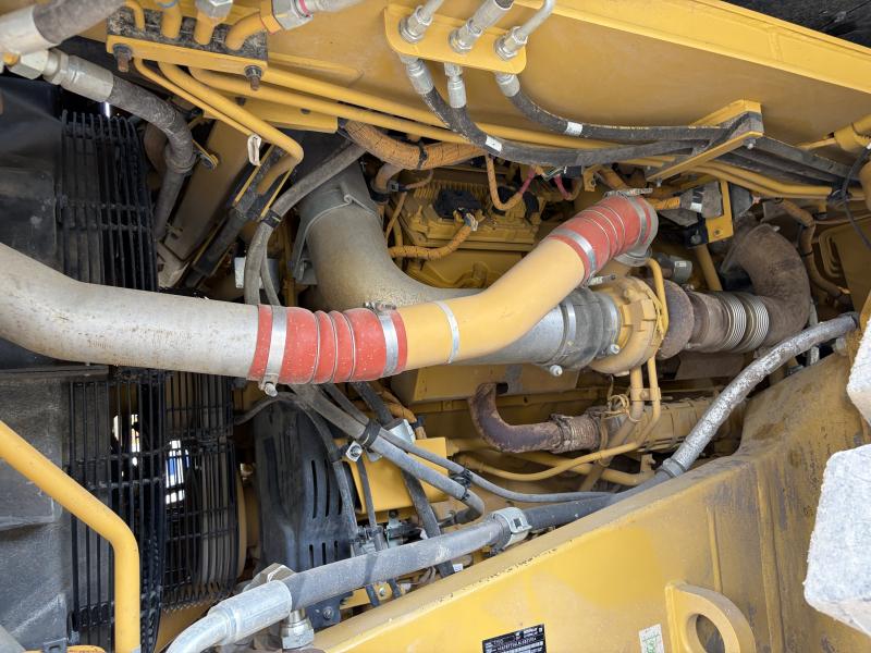 Tombereau Caterpillar 775G Tombereau rigide