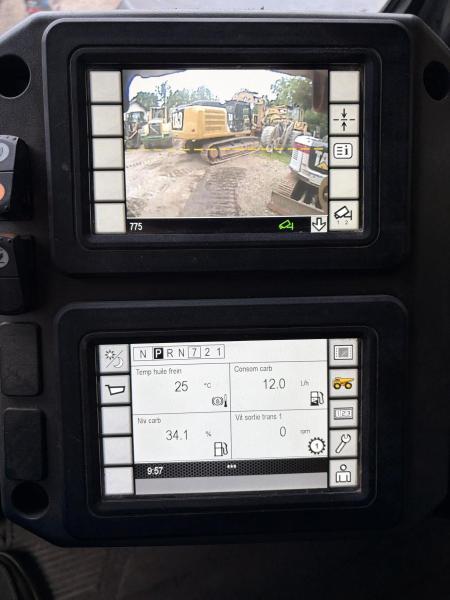 Tombereau Caterpillar 775G Tombereau rigide