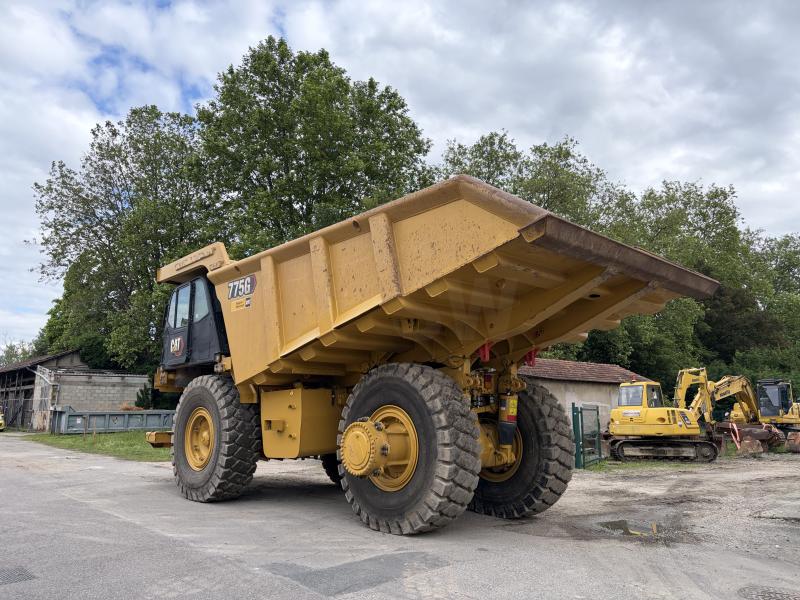 Tombereau Caterpillar 775G Tombereau rigide