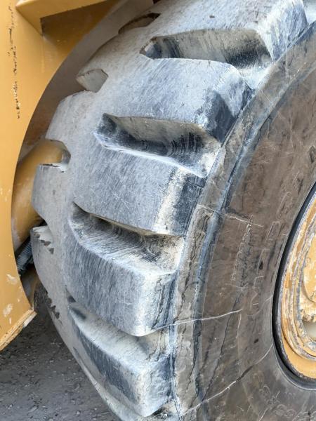 Chargeuse Caterpillar 988F II Chargeuse sur pneus
