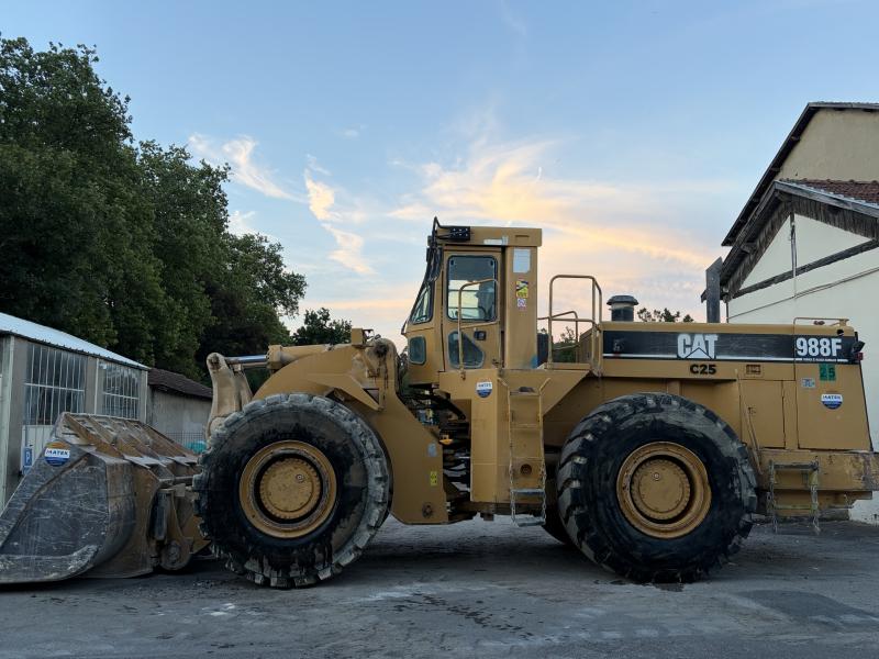 Chargeuse Caterpillar 988F II Chargeuse sur pneus