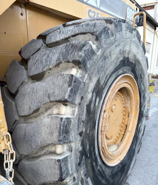 Chargeuse Caterpillar 988F II Chargeuse sur pneus