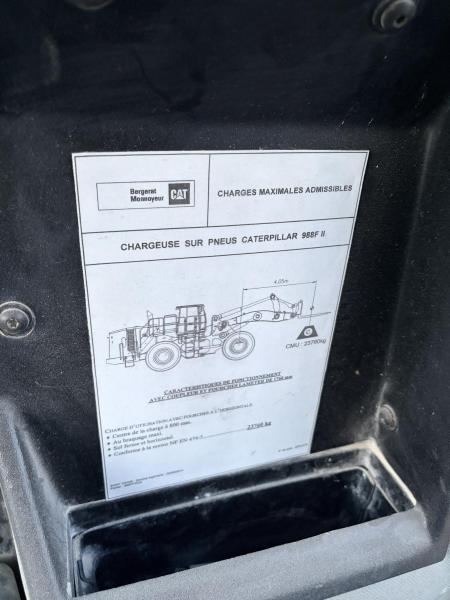 Chargeuse Caterpillar 988F II Chargeuse sur pneus