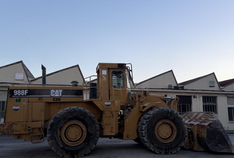Chargeuse Caterpillar 988F II Chargeuse sur pneus
