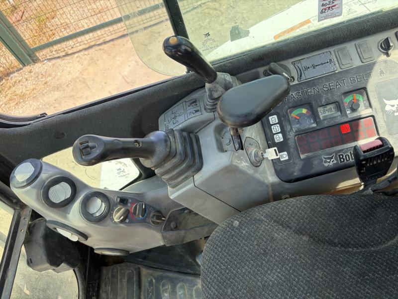 Pelle Bobcat E32 Mini-pelle