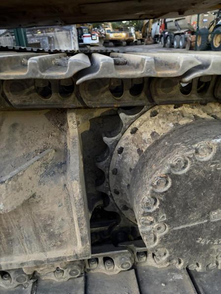 Pelle Komatsu PC210-LC Pelle sur chenilles